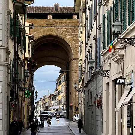 Sun Frediano Bed & Breakfast
